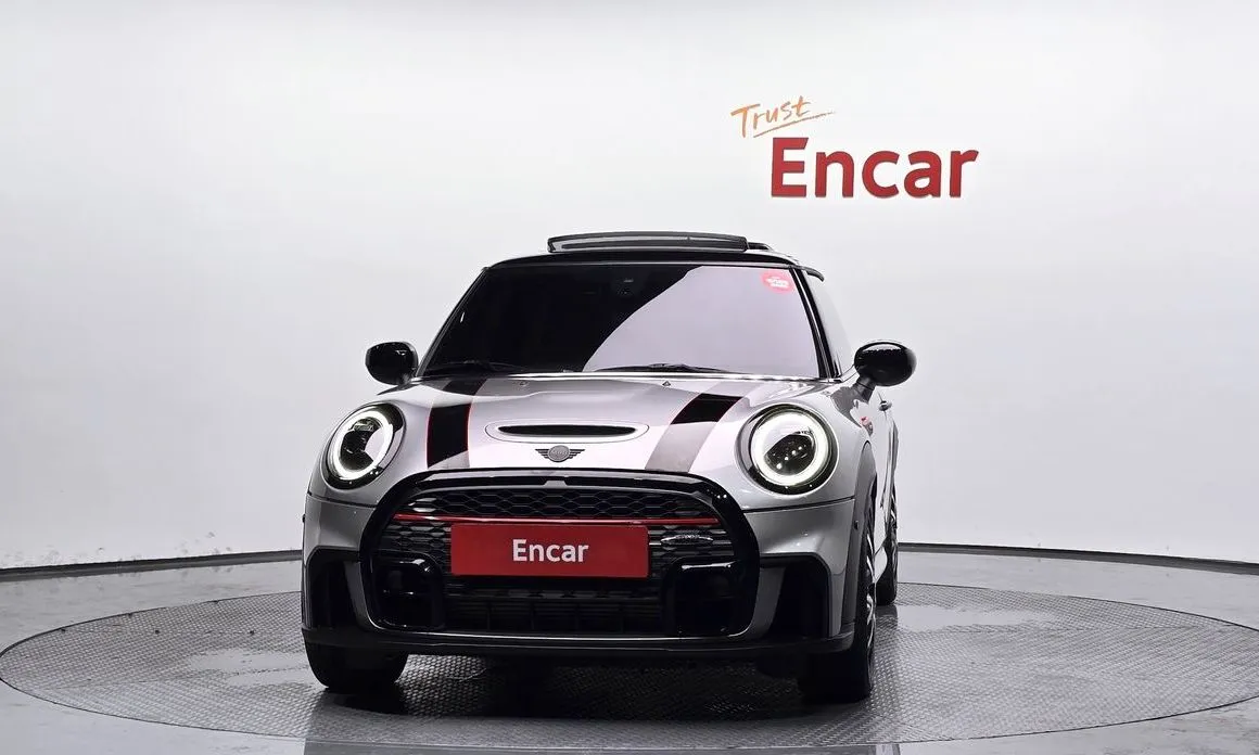 Mini Cooper 2024 из KR, фото 2