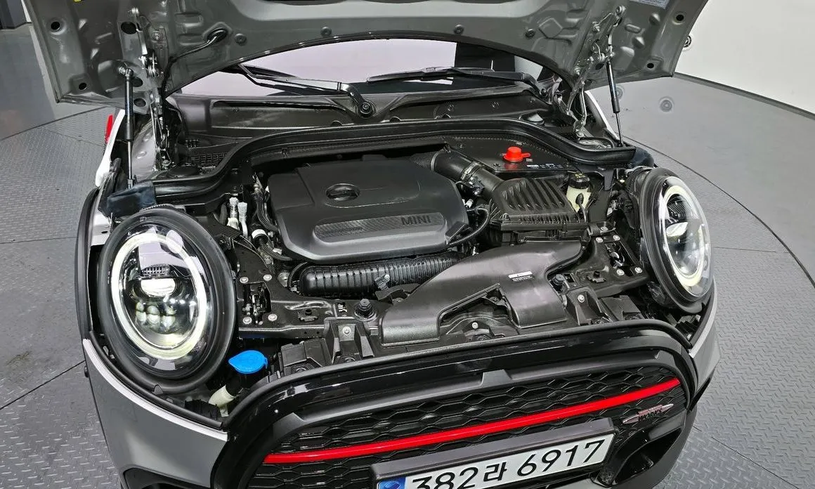 Mini Cooper 2024 из KR, фото 8