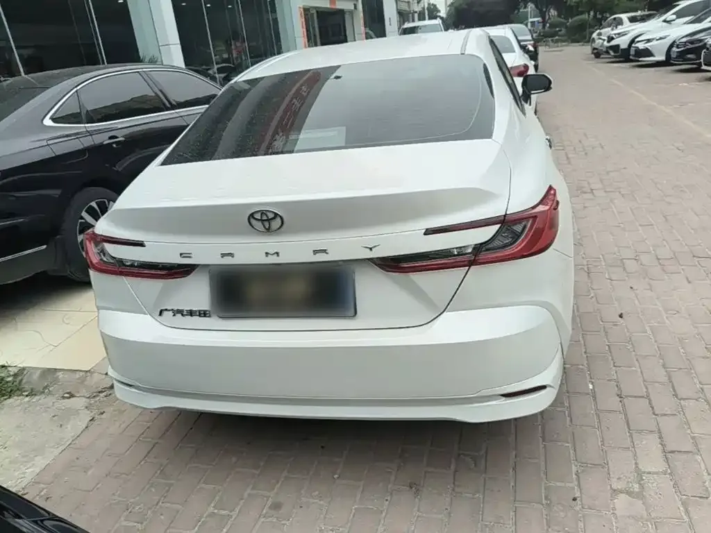Toyota Camry 2024 из CN, фото 10
