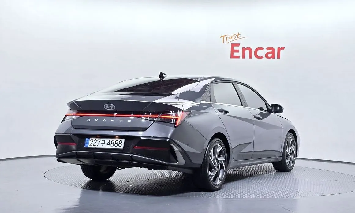 Hyundai AVANTE — фото 4