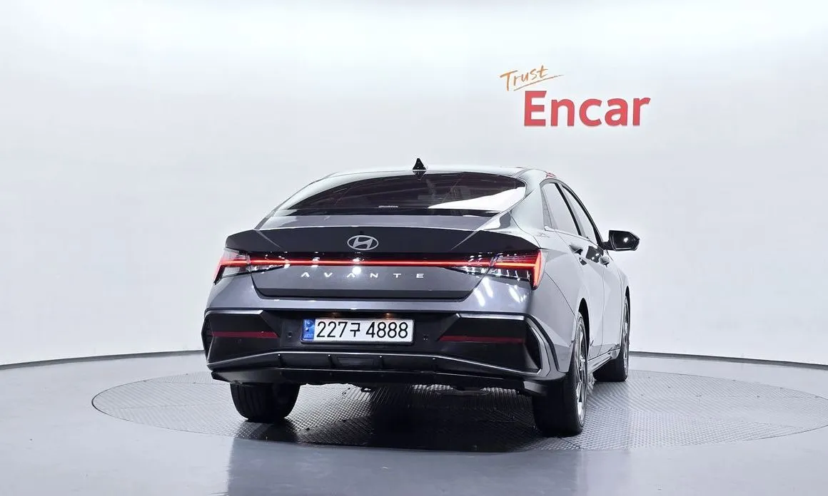 Hyundai AVANTE — фото 2