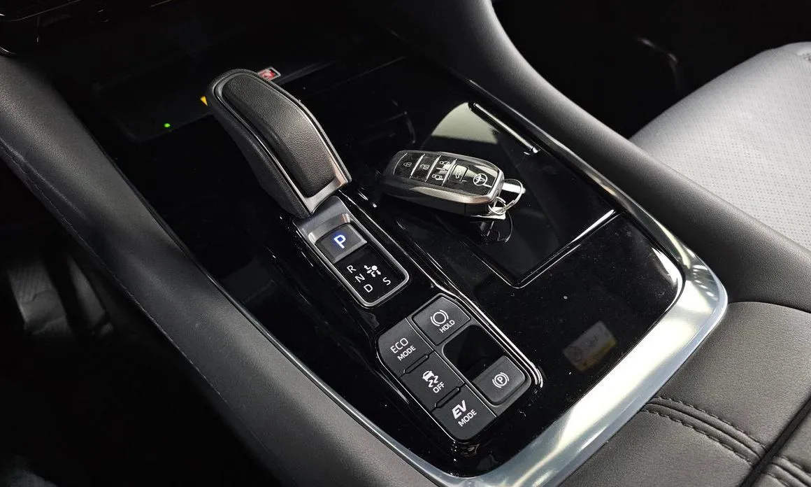 Toyota Alphard 2025 из KR, фото 4