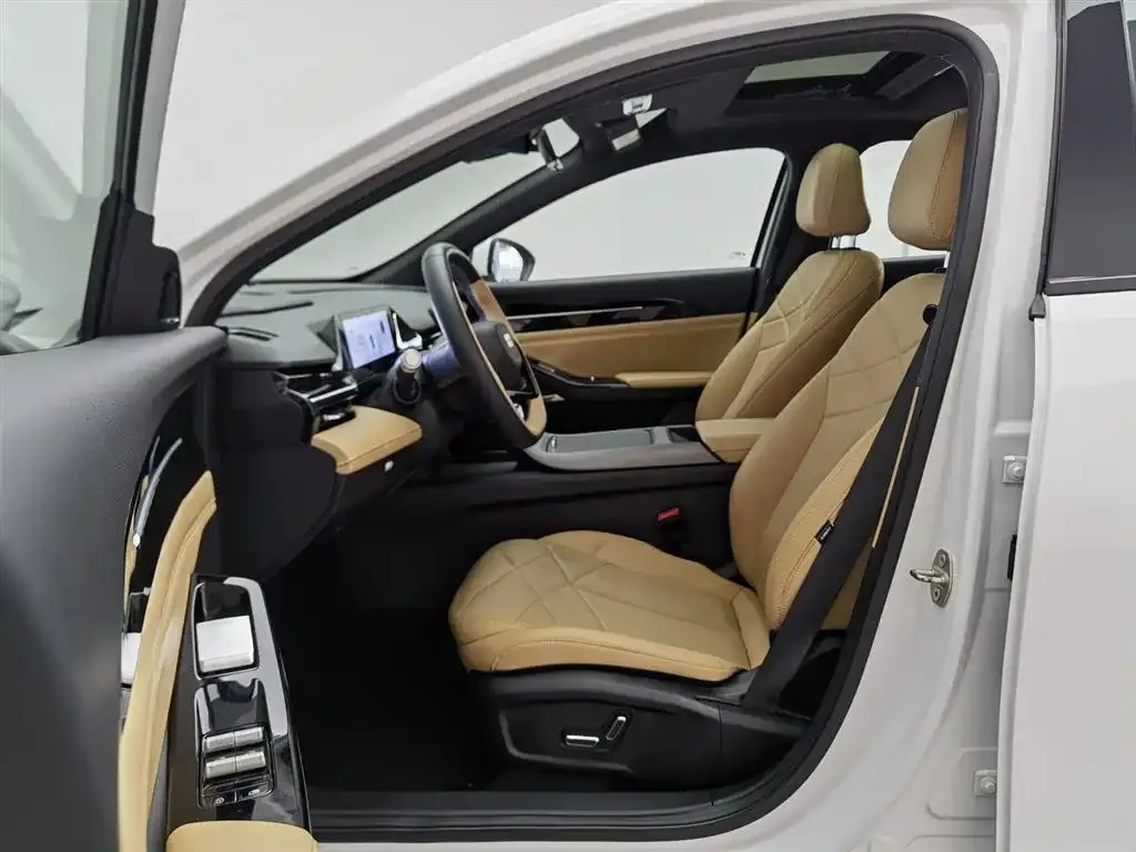 Geely Galaxy L6 2025 из CN, фото 10