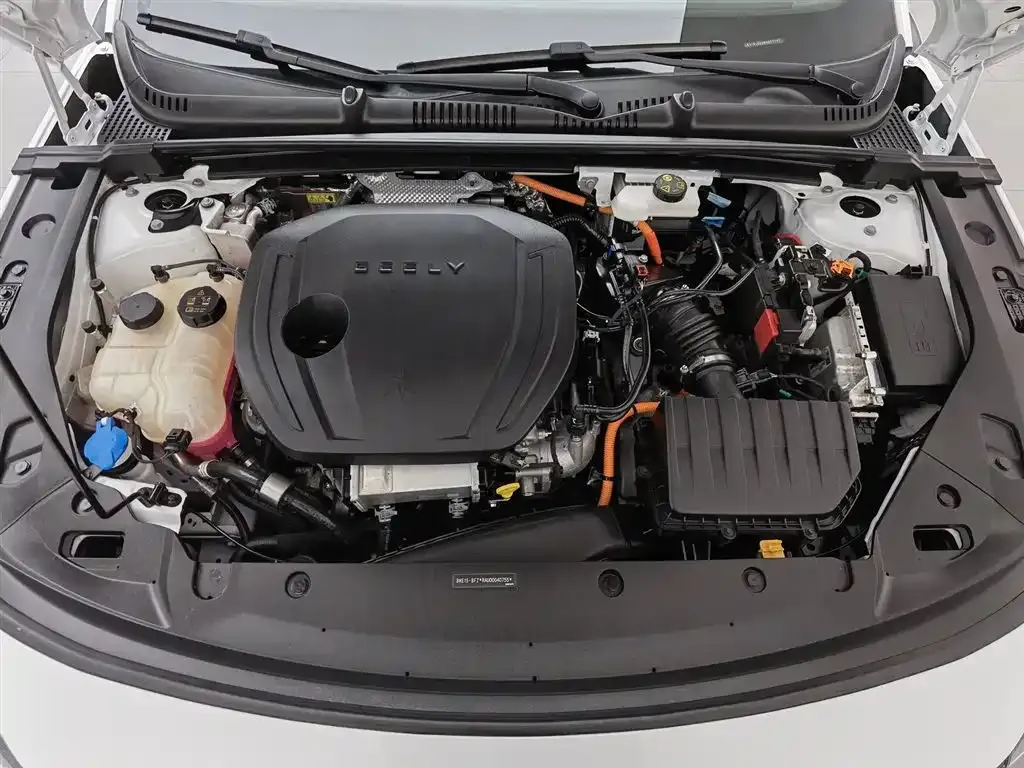 Geely Galaxy L6 2025 из CN, фото 9