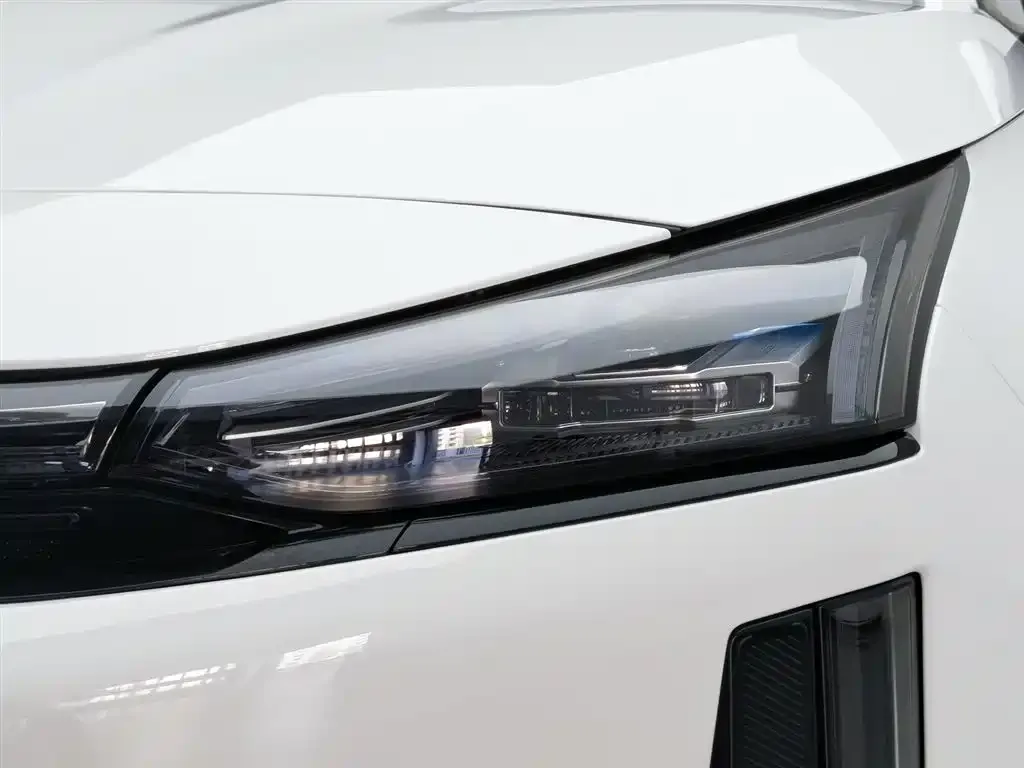 Geely Galaxy L6 2025 из CN, фото 7