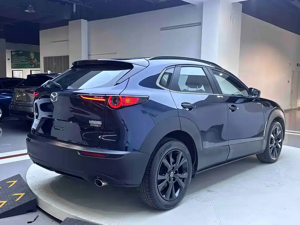 Mazda CX-30 — фото 7