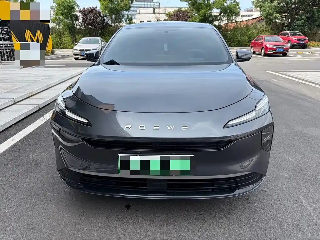 Roewe D6