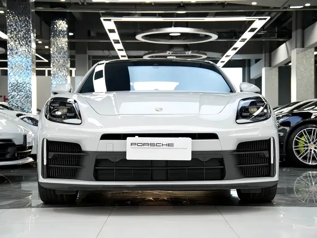 Porsche Panamera — фото 10