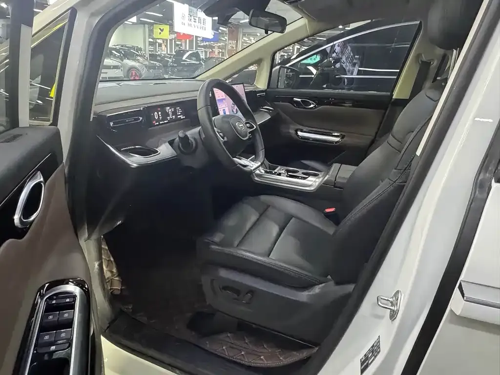 GAC Motor 传祺E8 PHEV 2025 из CN, фото 8