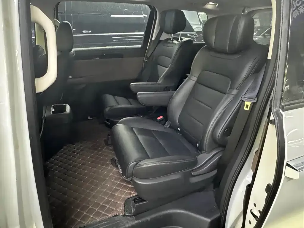 GAC Motor 传祺E8 PHEV 2025 из CN, фото 2