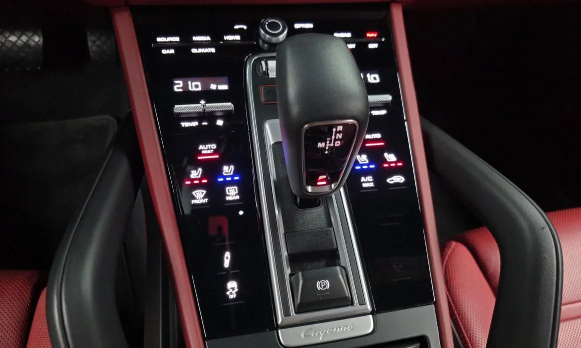 Porsche Cayenne 2023 из KR, фото 10