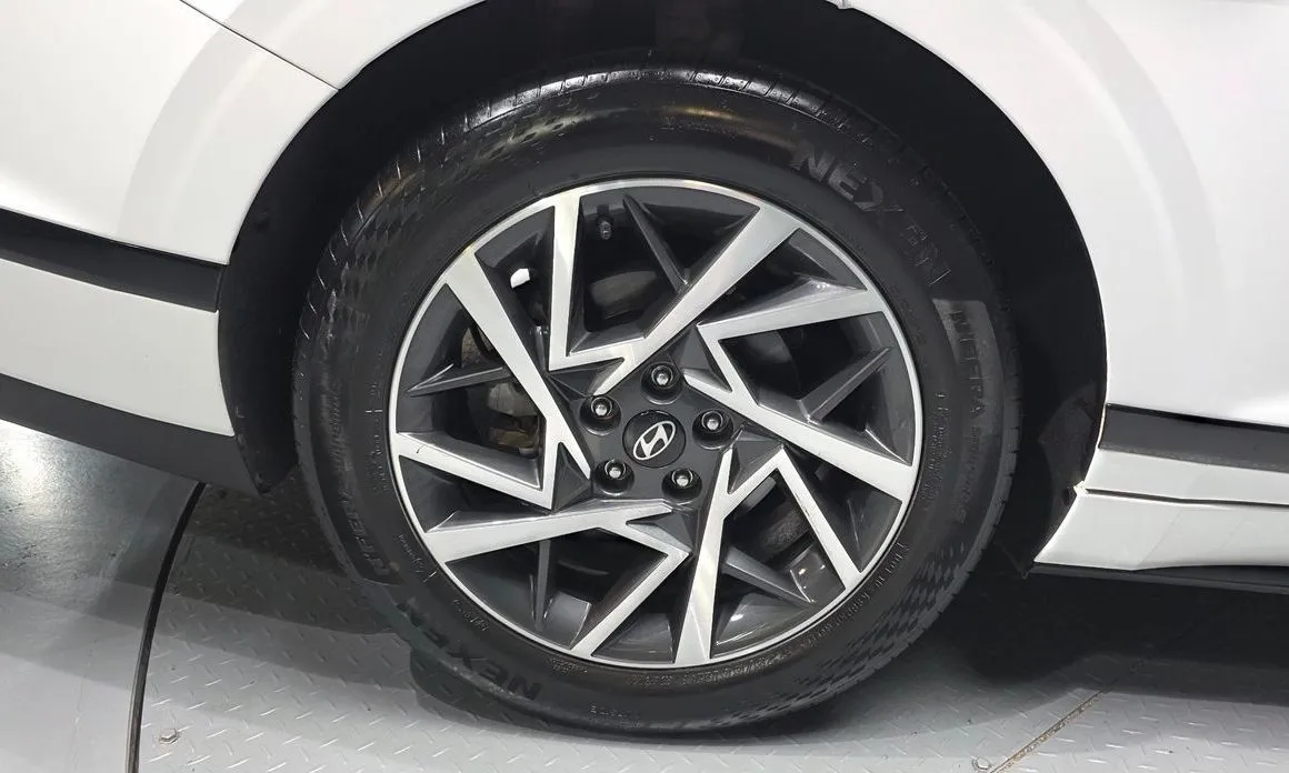 Hyundai Grandeur 2023 из KR, фото 8