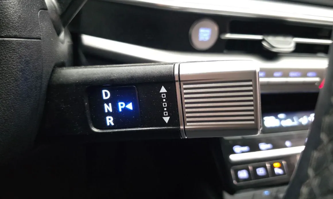 Hyundai Grandeur 2023 из KR, фото 4