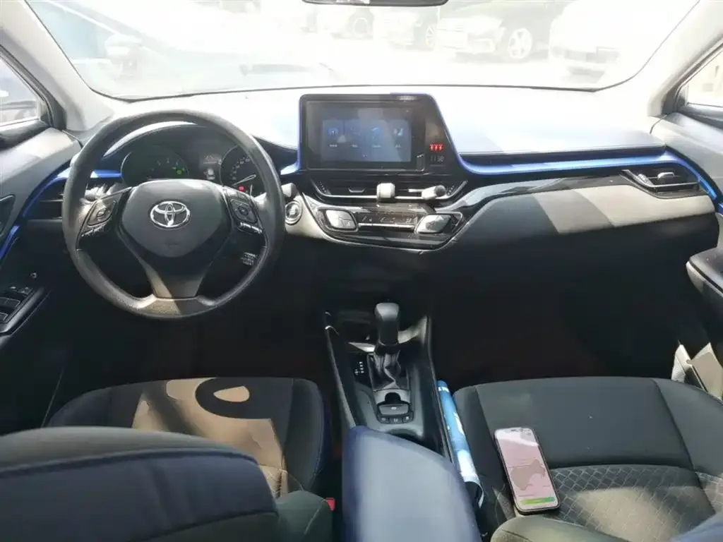 Toyota C-HR 2022 из CN, фото 2