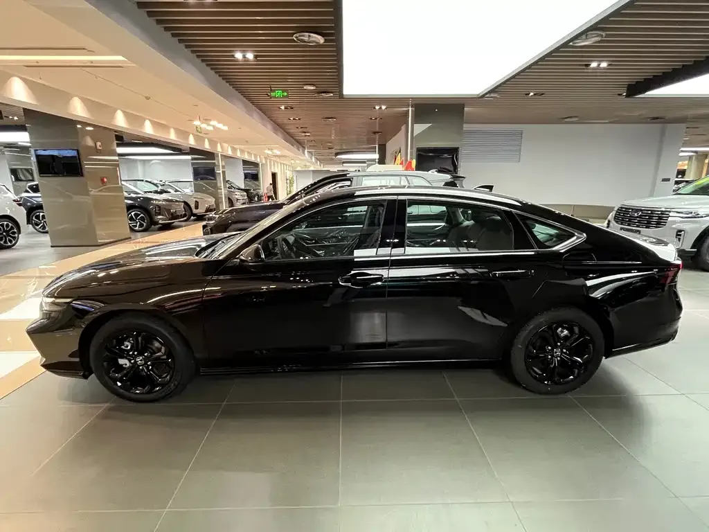 Honda Accord — фото 5