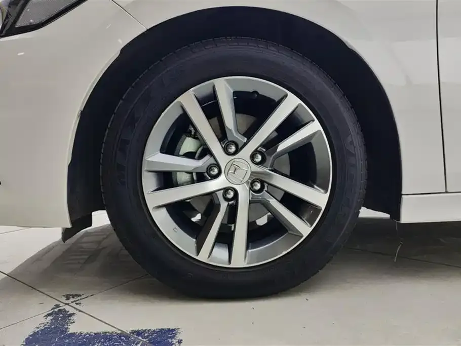 Honda Civic — фото 8