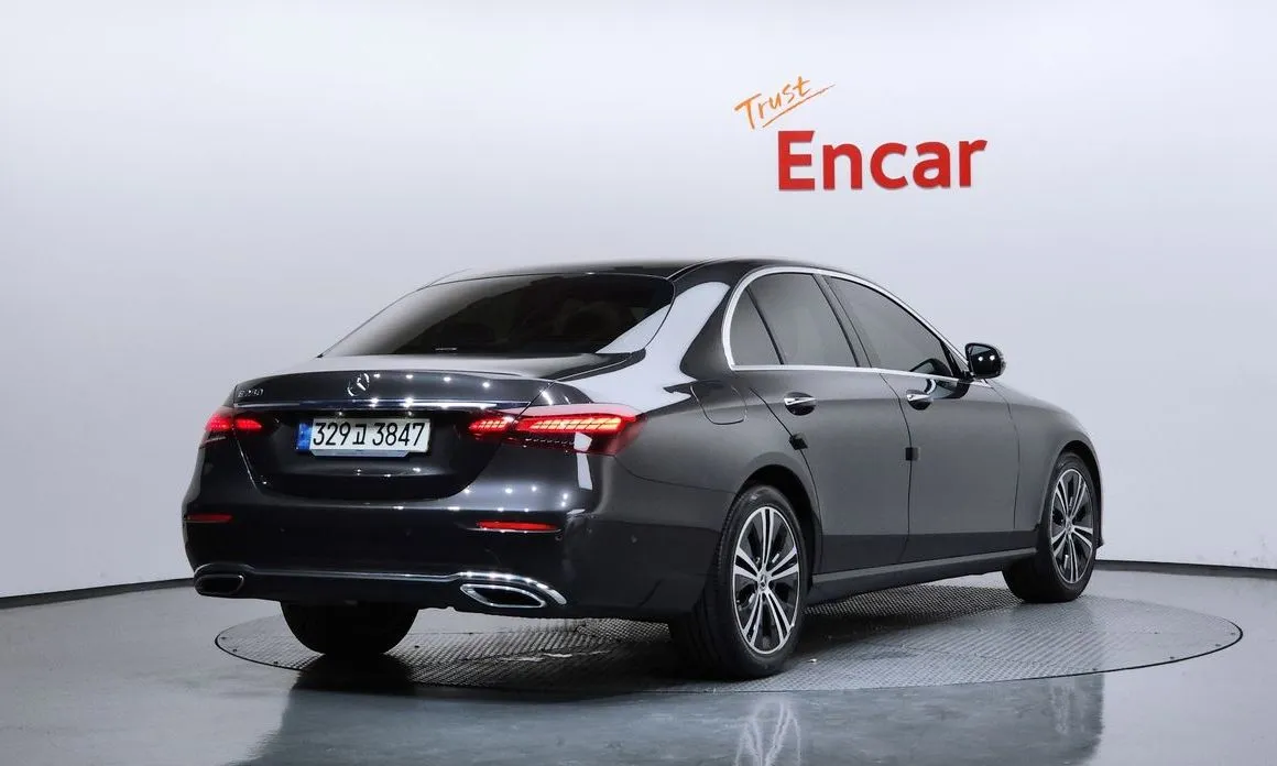 Mercedes-Benz E-Class 2021 из KR, фото 3