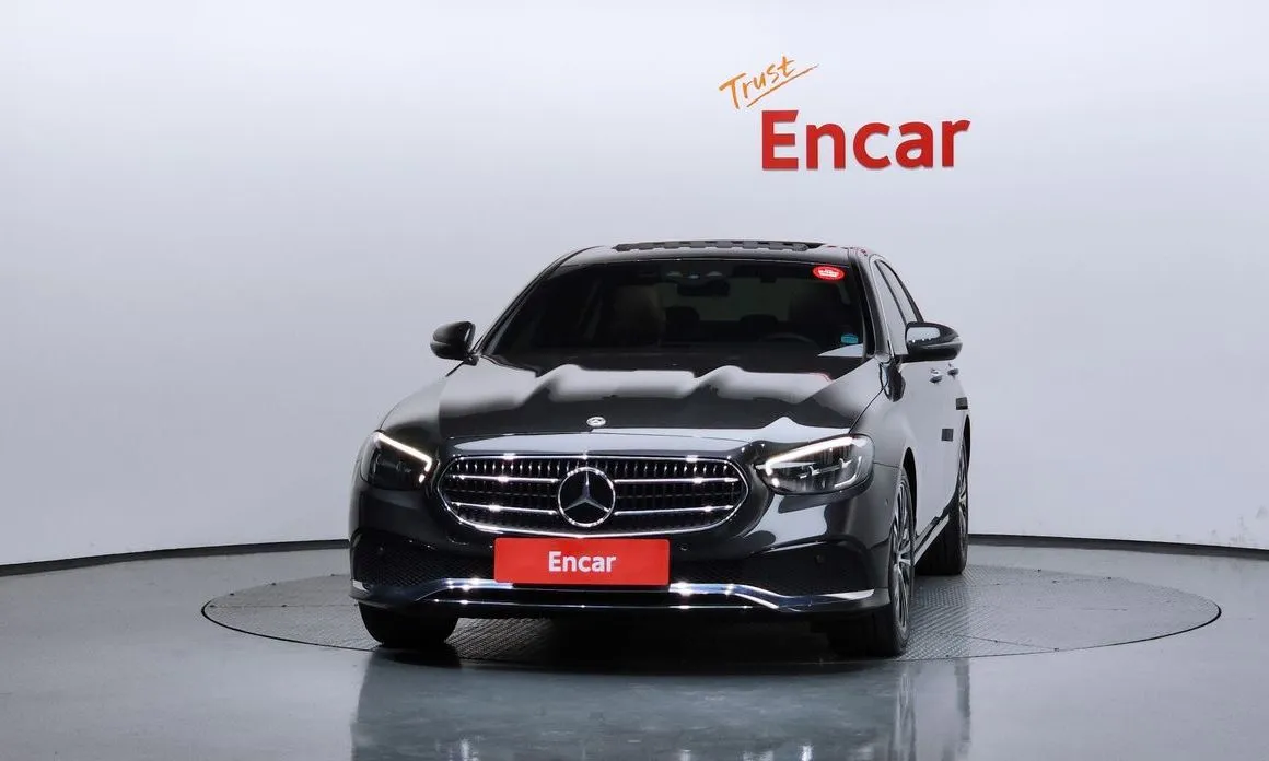 Mercedes-Benz E-Class 2021 из KR, фото 2