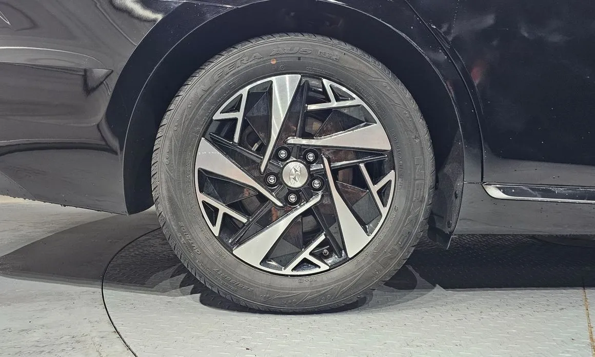 Hyundai Grandeur 2023 из KR, фото 5