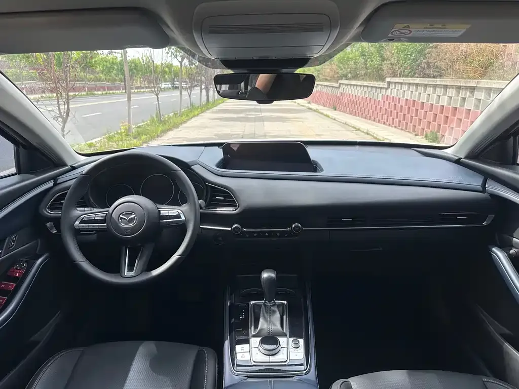 Mazda CX-30 2022 из CN, фото 3