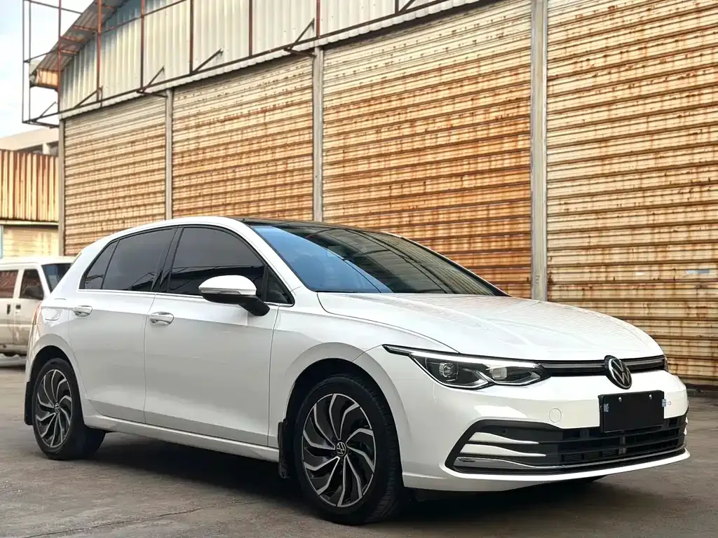 Volkswagen Golf — фото 5