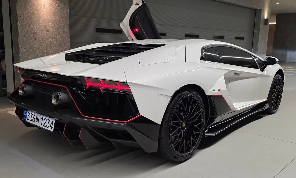 Lamborghini Aventador 2022 из KR, фото 3
