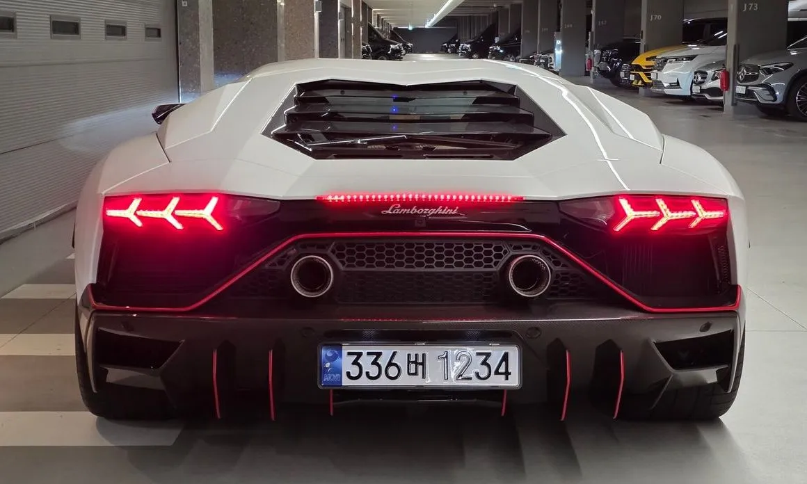 Lamborghini Aventador 2022 из KR, фото 4