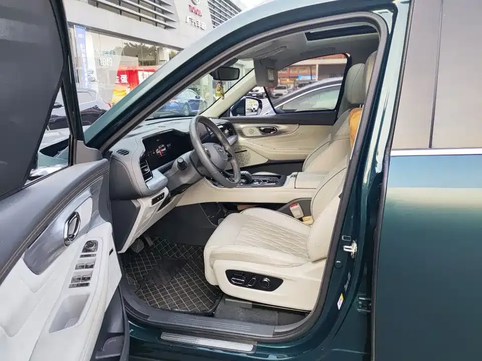 GAC Motor Trumpchi GS8 — фото 3