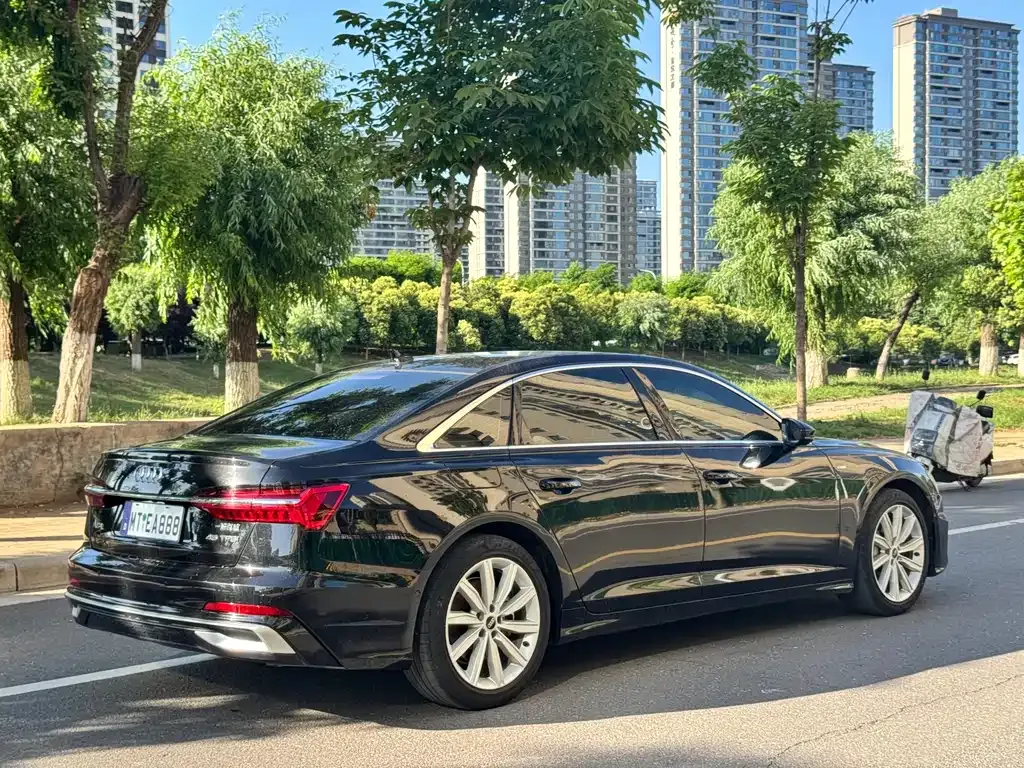 Audi A6L — фото 4