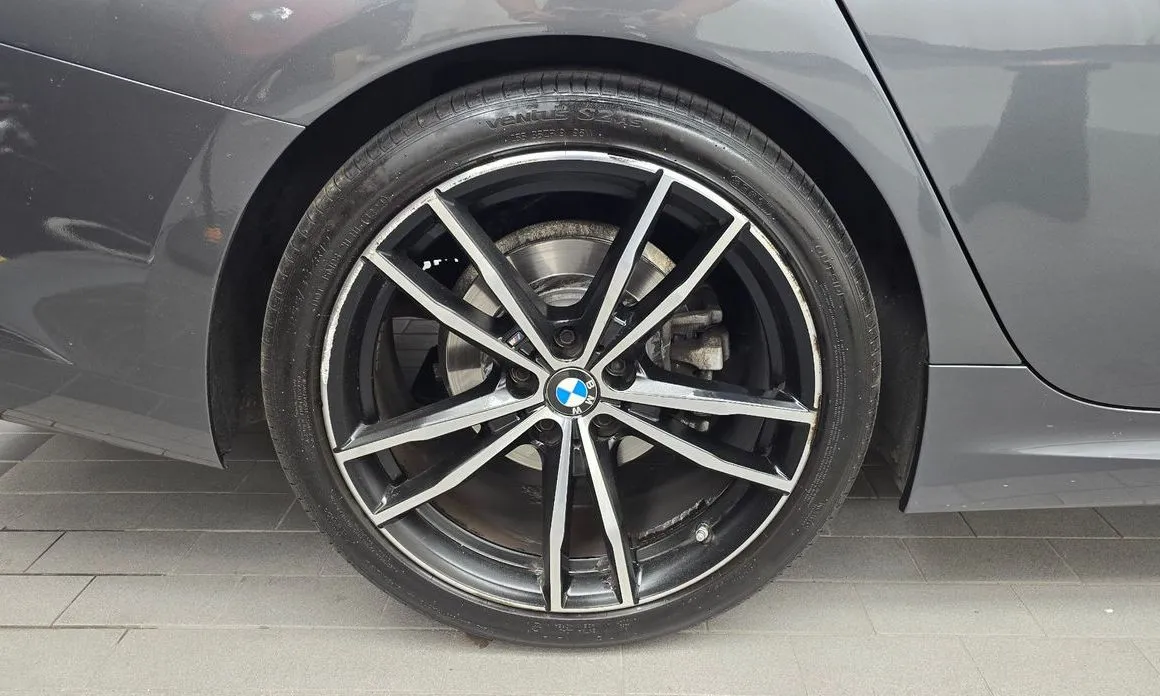 BMW 3-Series 2022 из KR, фото 8