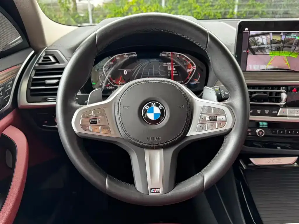 BMW X3 — фото 10