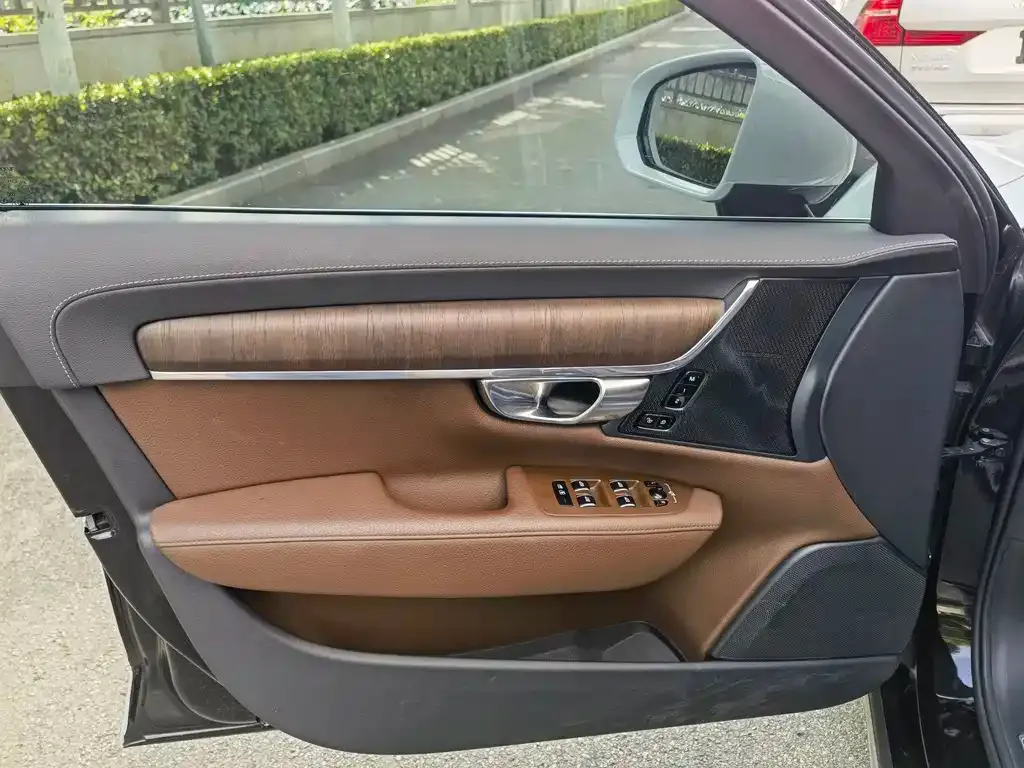 Volvo S90 2021 из CN, фото 8