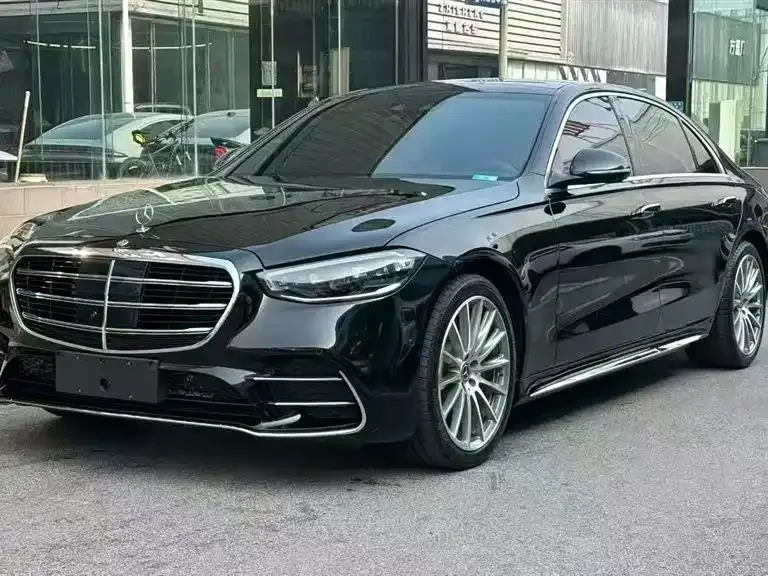 Mercedes-Benz S-Class — фото 1