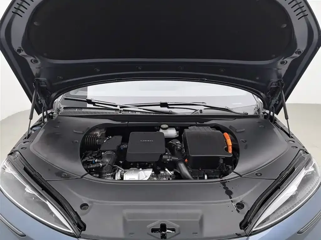 BYD Seal — фото 6