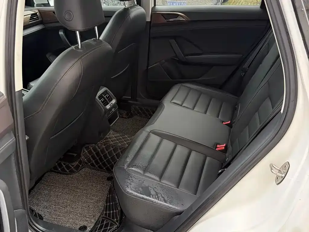 Volkswagen Tharu 2022 из CN, фото 5