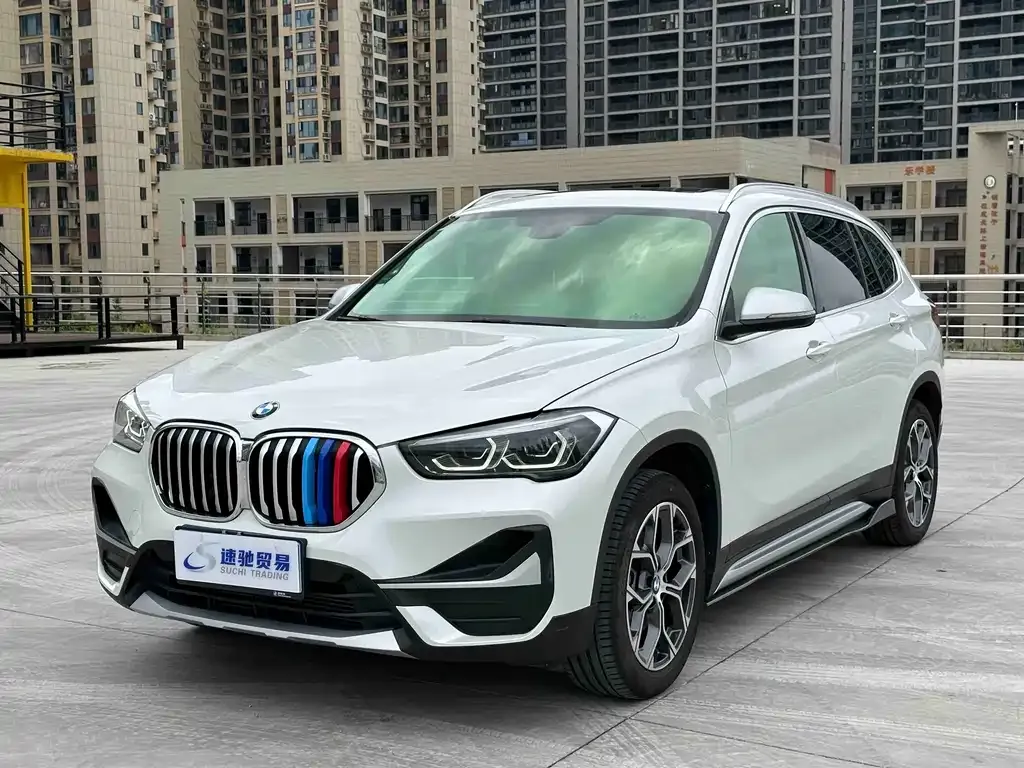 BMW X1 — фото 1
