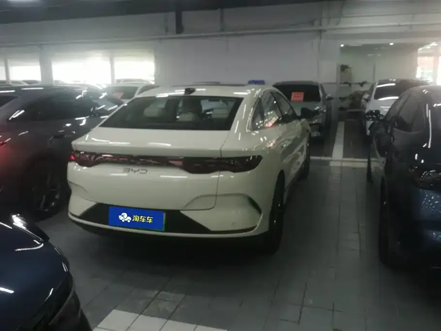 BYD Qin L — фото 7