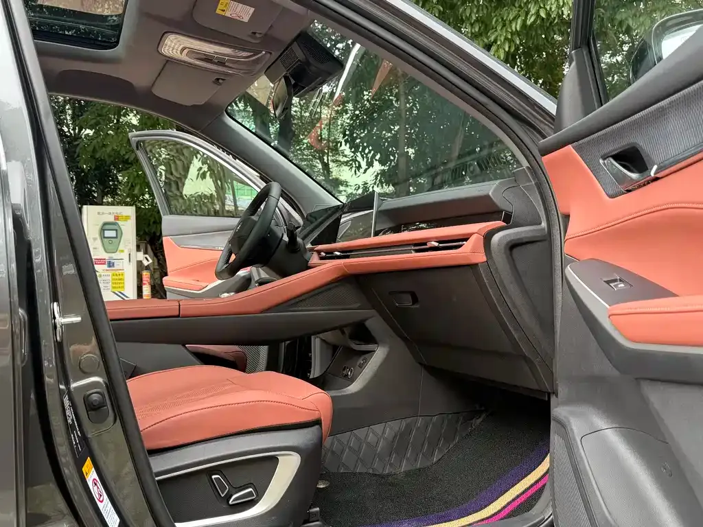 Changan CS75PLUS — фото 2