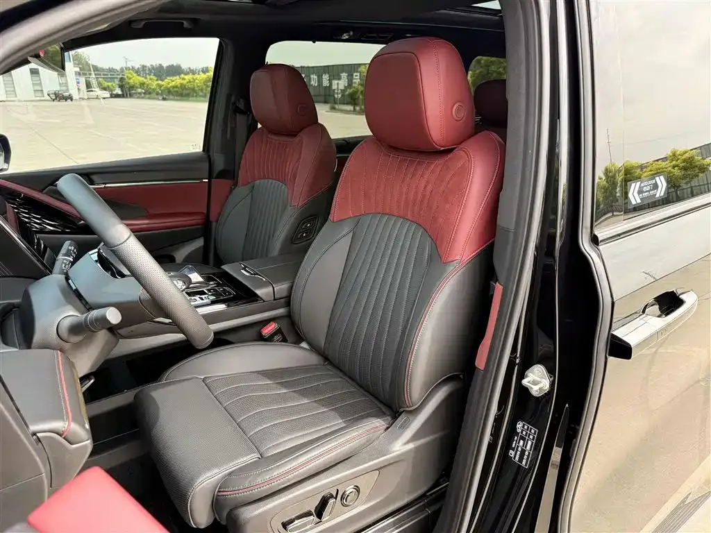 GAC Motor Trumpchi M8 — фото 9