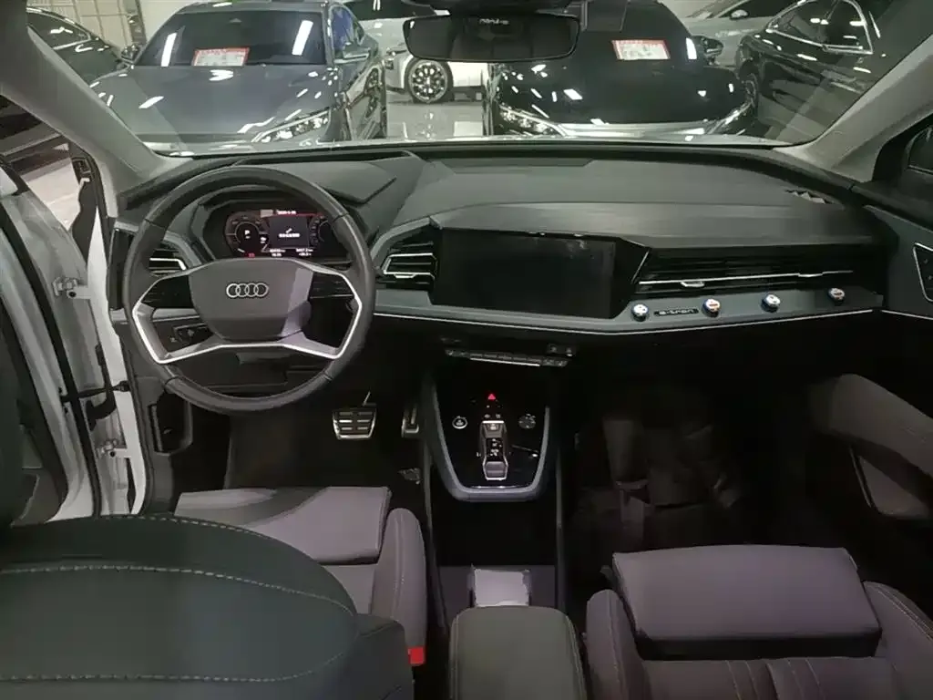 Audi Q5 e-tron 2022 из CN, фото 10