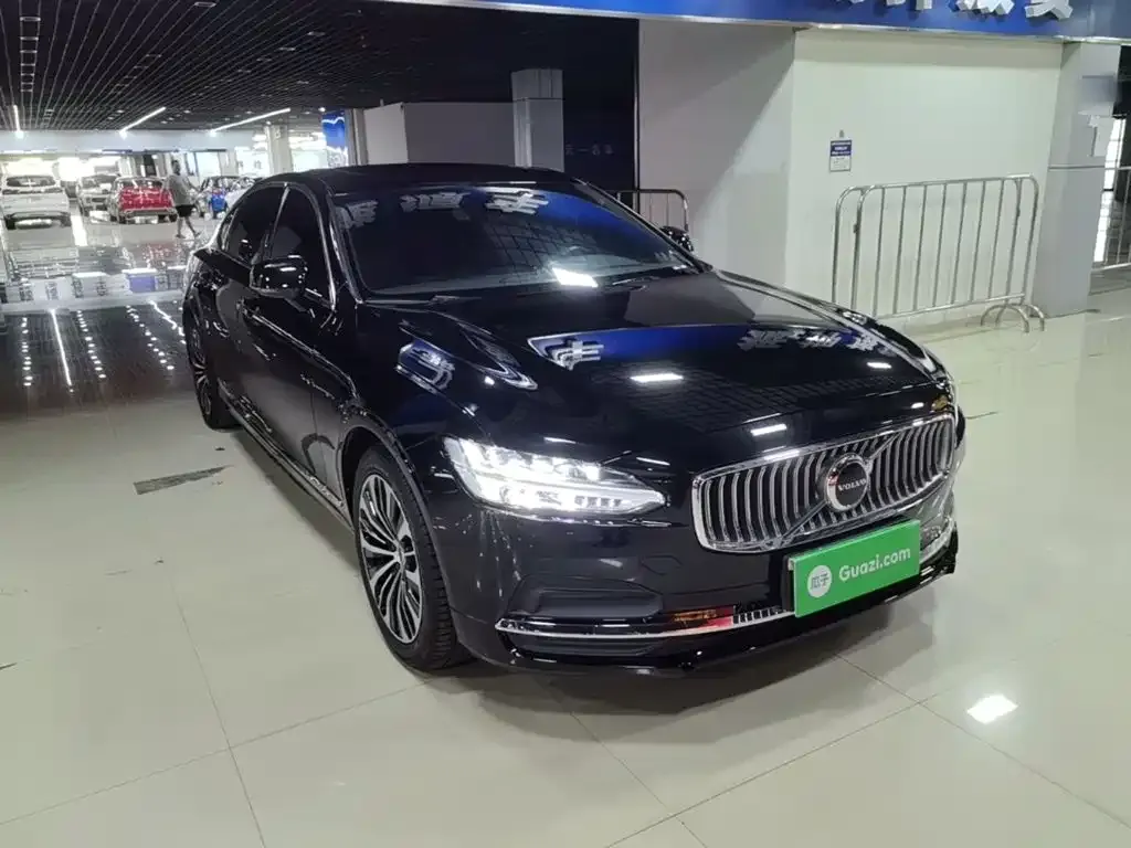 Volvo S90 2023 из CN, фото 5