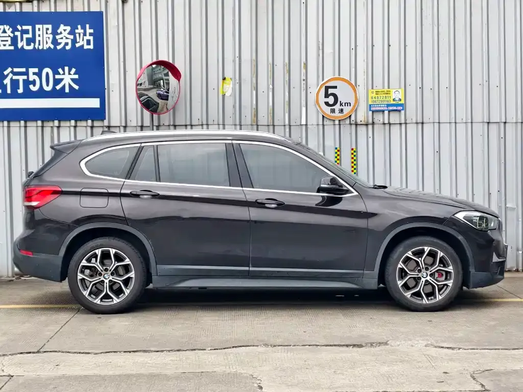 BMW X1 — фото 4