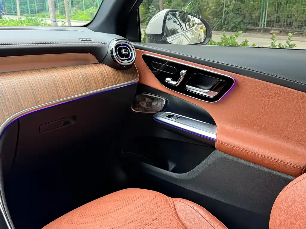 Mercedes-Benz GLC 2023 из CN, фото 6