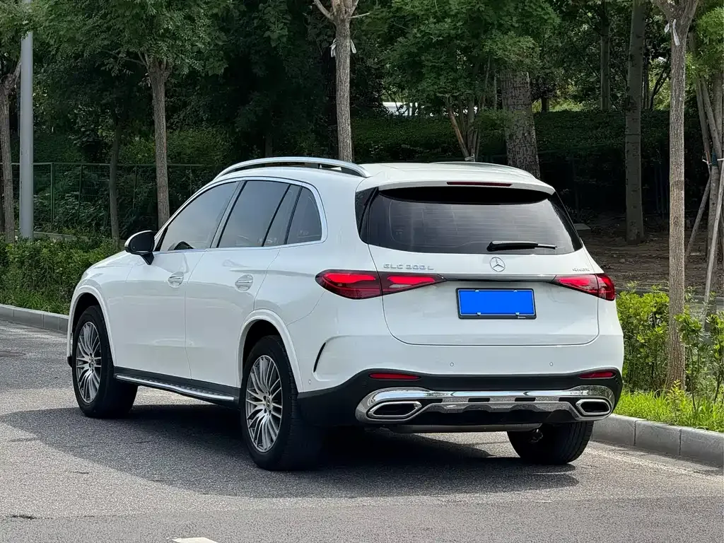 Mercedes-Benz GLC 2023 из CN, фото 10