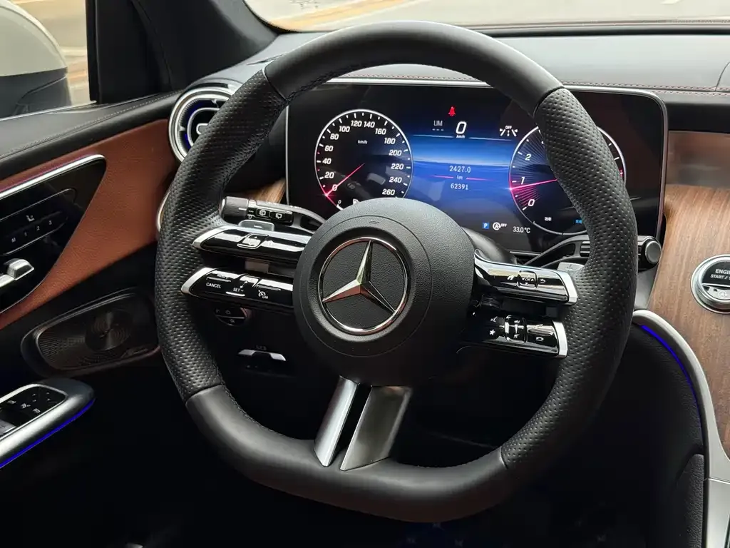 Mercedes-Benz GLC 2023 из CN, фото 5