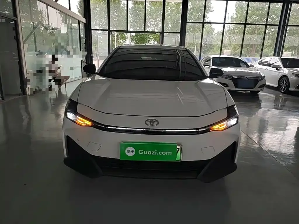 Toyota bZ3 2024 из CN, фото 10
