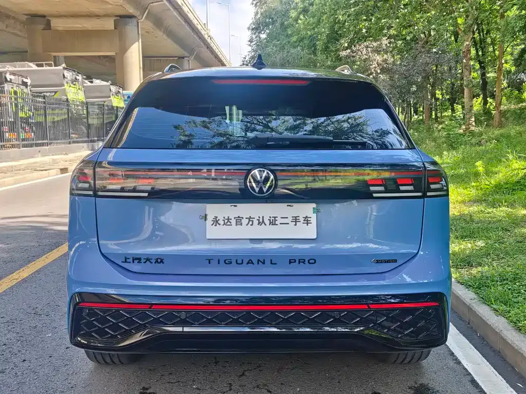 Volkswagen Tiguan L — фото 8