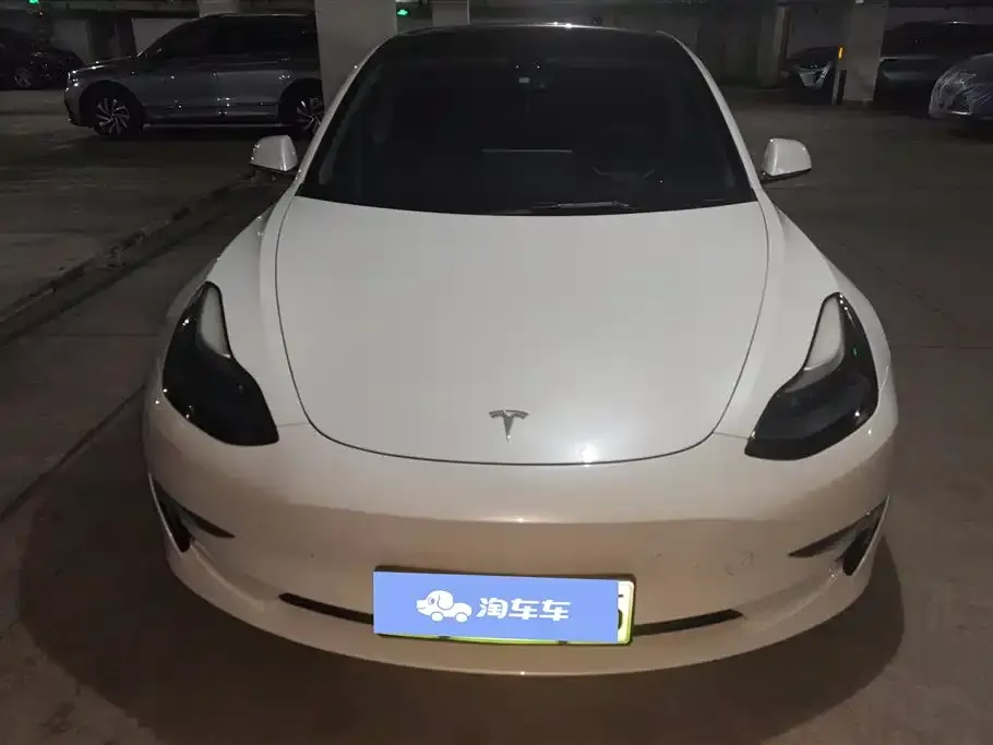 Tesla Model 3 — фото 4