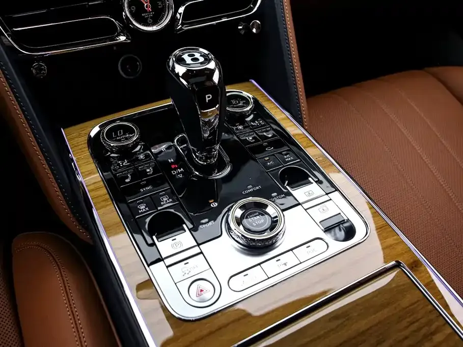 Bentley Flying Spur 2022 из CN, фото 10