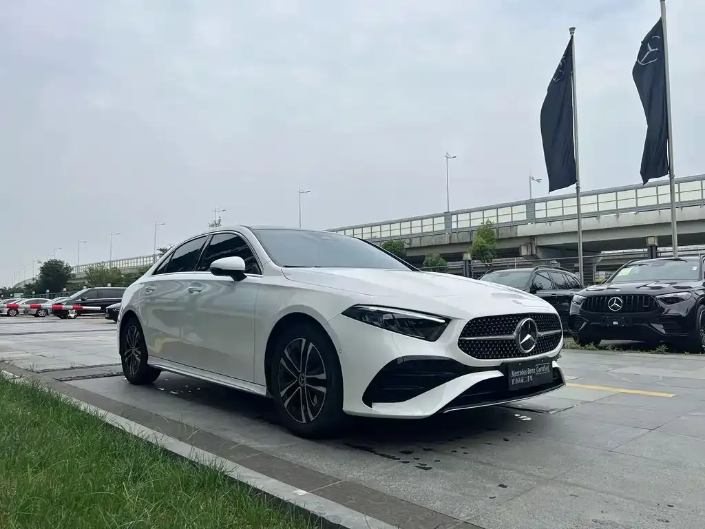 Mercedes-Benz A-Class — фото 3